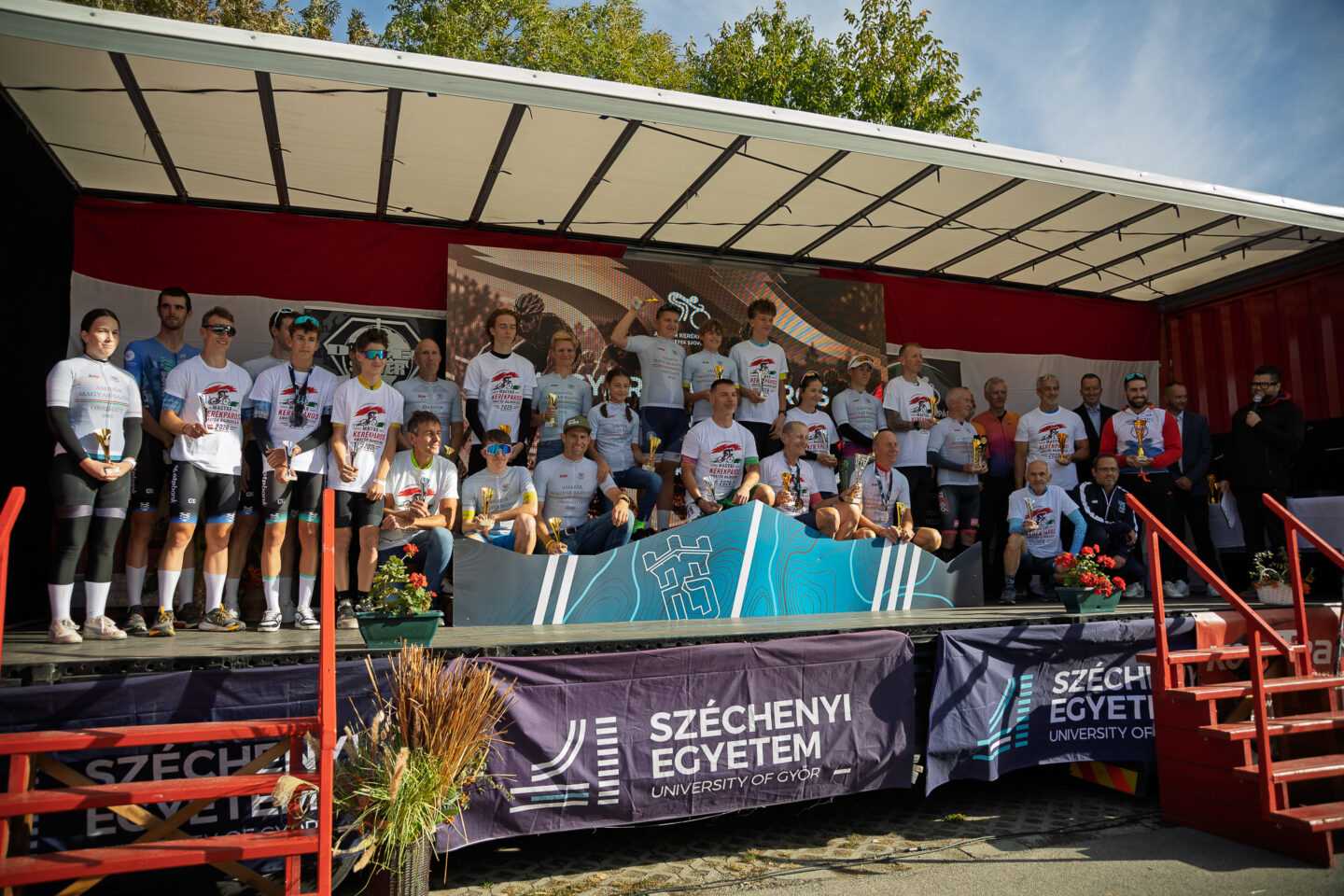 🏆🚴 ÜNNEPÉLYES ÉVZÁRÓVAL ZÁRULT A 2026-OS AKESZ AMATŐR KERÉKPÁROS BAJNOKSÁG!